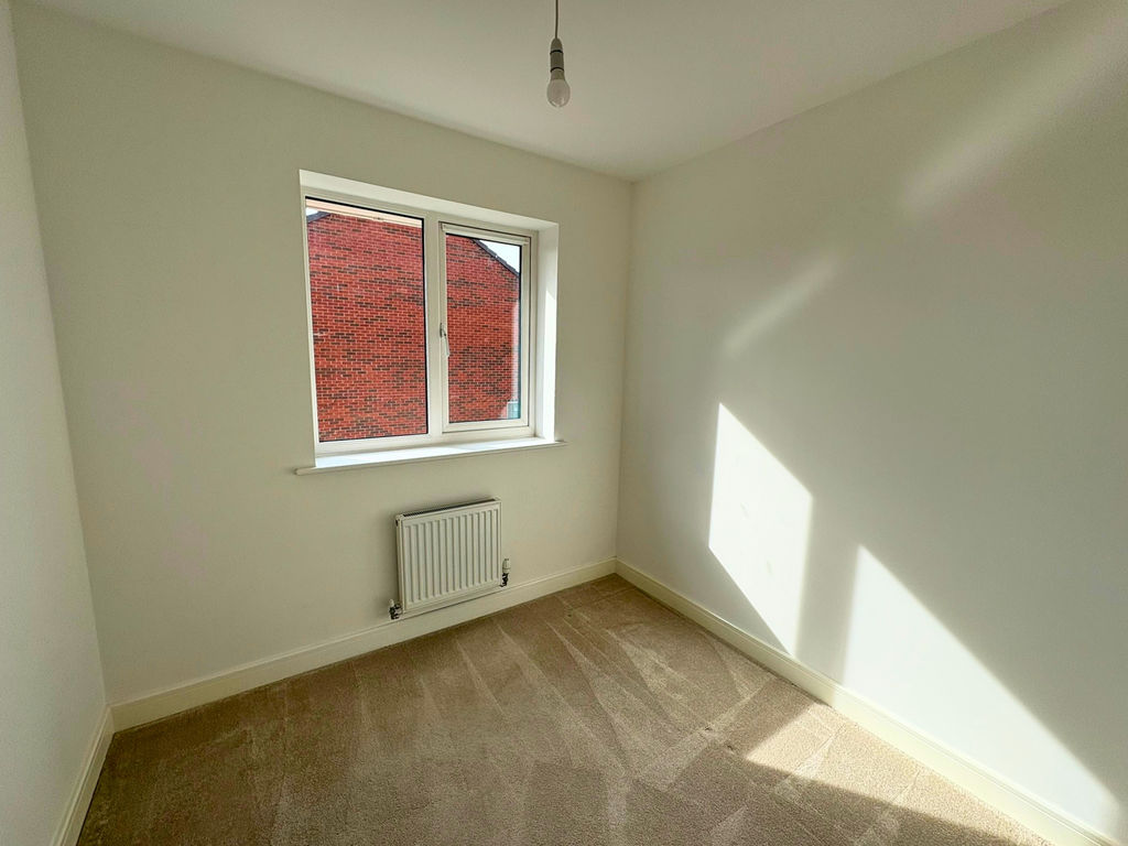 8 Bullrush Close